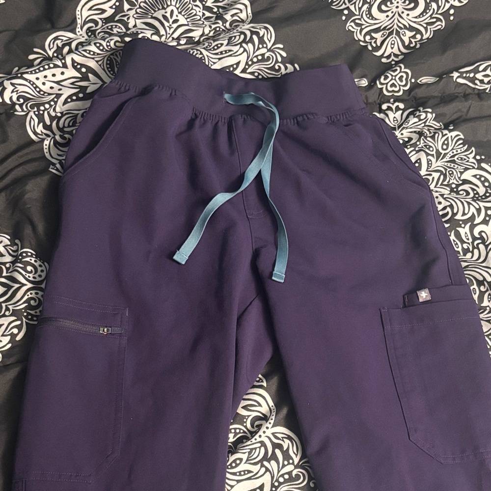 Figs High Waisted Yola - Tall Skinny Scrub Pant- XS - Tall / Purple Jam
